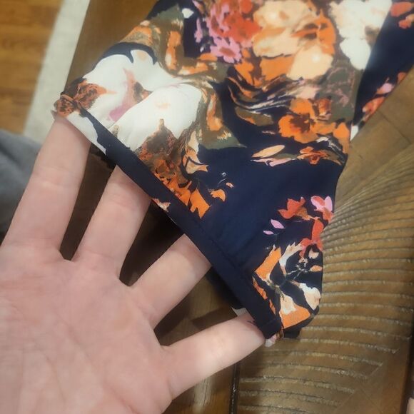 Lulus Split Sleeve Sheeth Shift Dress Navy Blue Floral V-Neck Boho Medium - Picture 7 of 8